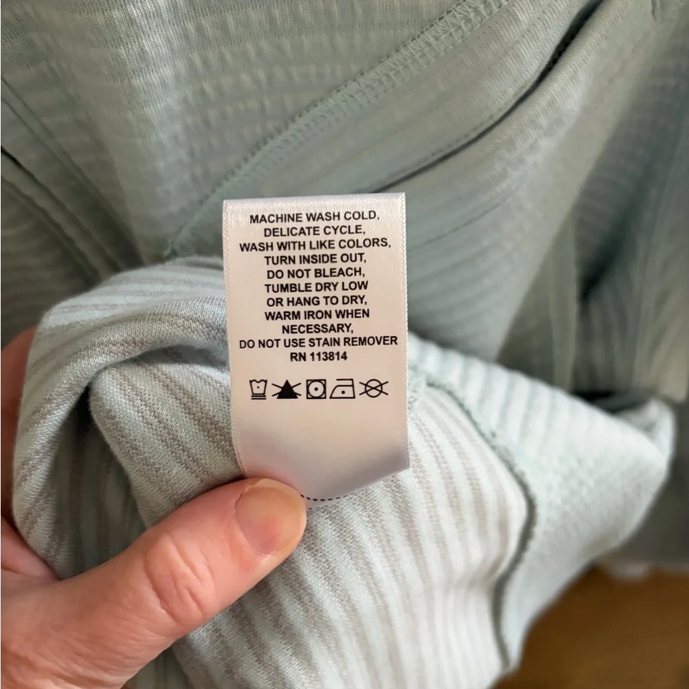 BILLY REID quilted half zip sweater pale blue size M